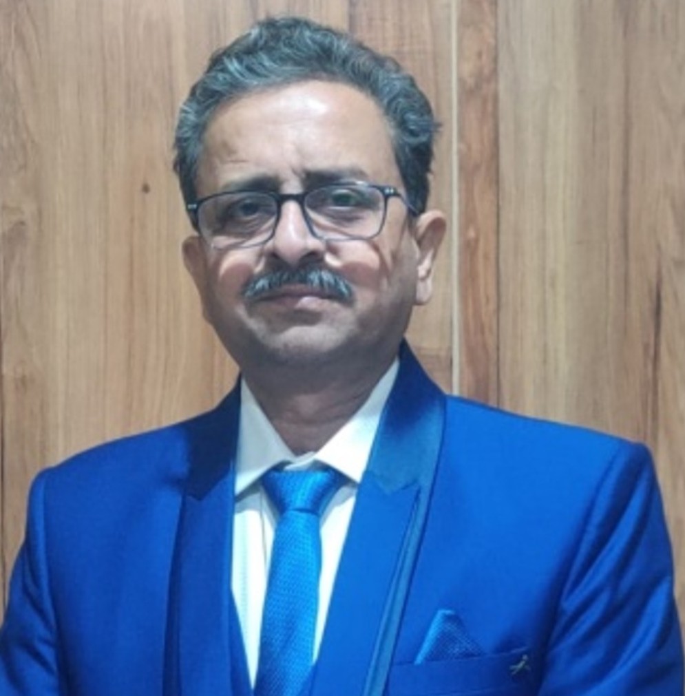 Sr. Adv. Vivek Khedkar